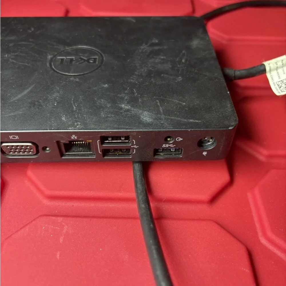 DELL WD15 K17A 05FDDV USB-C Docking Station K17A001 HDMI -NO POWER ADAPTER